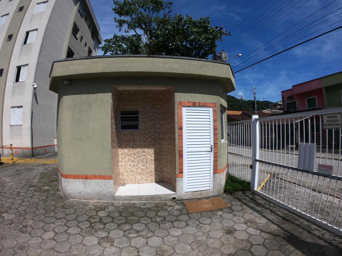 Apto Pertinho Da Praia - Lindo E Equipado! Internet 400Mb E 3 Tvs - Completo! Tv A Cabo Ubatuba Kültér fotó